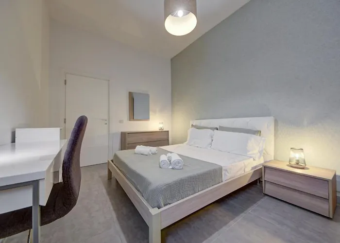 Forum Swieqi, Luxury Apartment, 2bd-2bh, Sleeps 4 아파트 Is-Swieqi