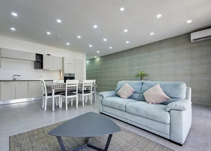 Forum Swieqi, Luxury Apartment, 2bd-2bh, Sleeps 4 Apartamento Is-Swieqi