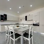 Forum Swieqi, Luxury Apartment, 2bd-2bh, Sleeps 4 アパート *