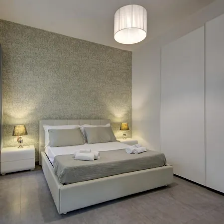 Forum Swieqi, Luxury Apartment, 2bd-2bh, Sleeps 4