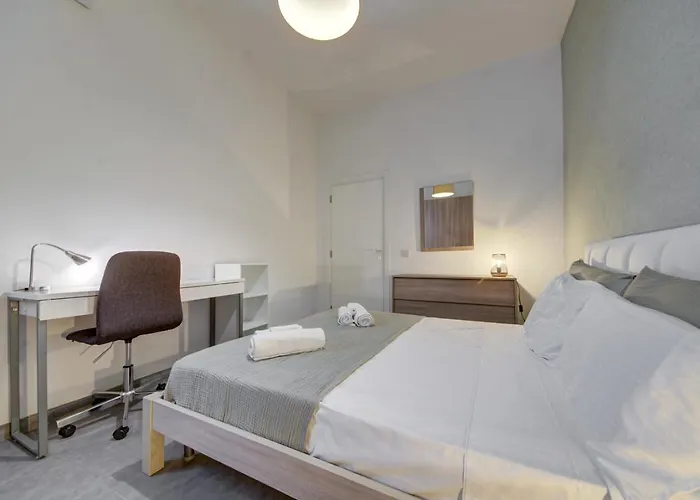 Forum Swieqi, Luxury Apartment, 2bd-2bh, Sleeps 4 Apartament Is-Swieqi